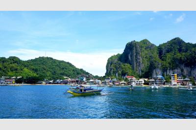 Arriving at last - El Nido - Philippines - 17.05