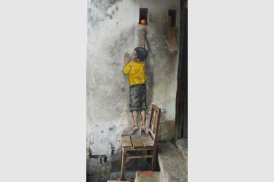 Reaching up - Georgetown - Malaysia - 01.06